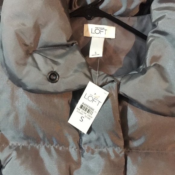 Ann Taylor Loft Silky Vest! NWT - Picture 5 of 6